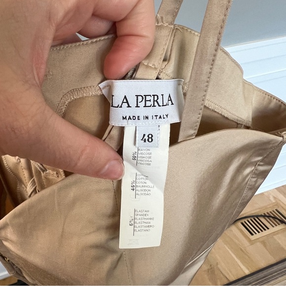 La Perla Corset with Gold Hardware and Lace Back - Picture 5 of 14